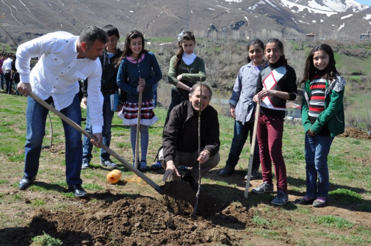 Haytap 2013 Takvim Geliri Tatvan’da ..Kendini Finanse Eden Proje